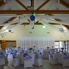 Salle de Laines aux bois en bleu roi, gris et blanc