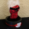 L'urne à enveloppes corset rouge et noir