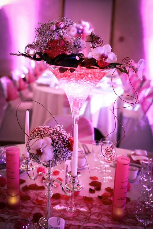 Vase martini et chandelier 3 branches fleuris pour la table d'honneur