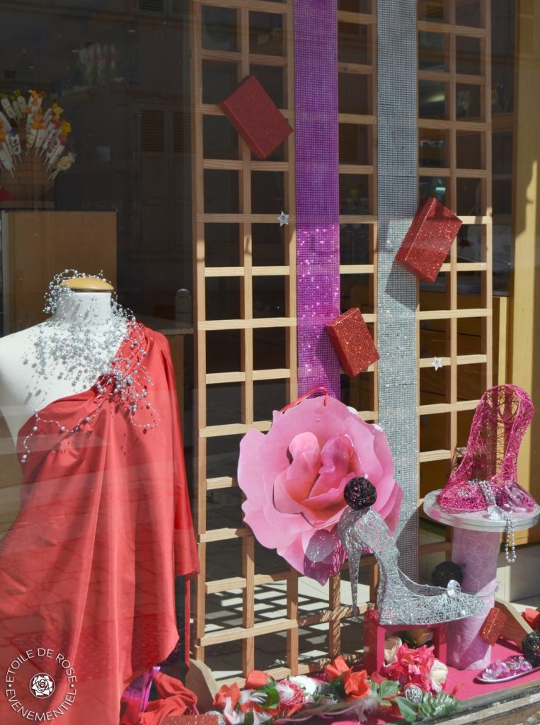 Vitrine fête des mère, jolie maman